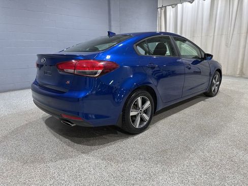 Used 2018 Kia Forte S image 3