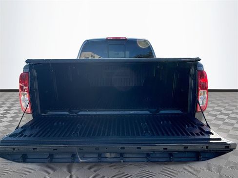 Used 2019 Nissan Frontier SV image 27