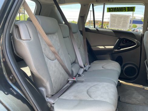 Used 2010 Toyota RAV4 4WD V6 image 32