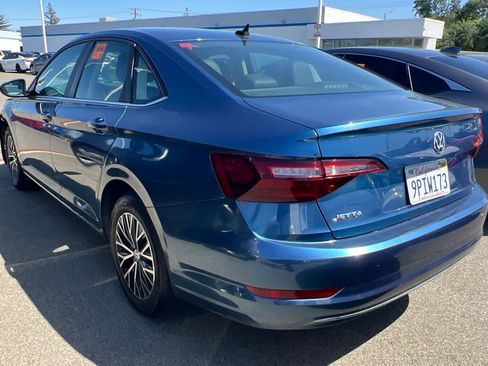 Used 2020 Volkswagen Jetta SE w/ SE Cold Weather Package image 6