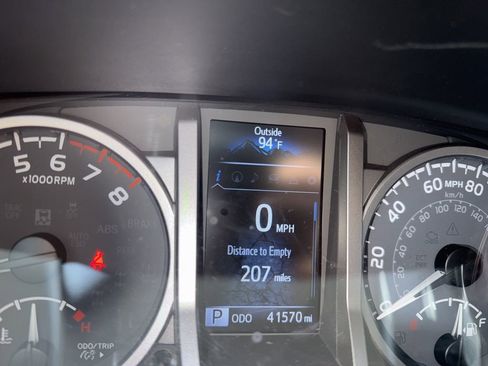 Used 2022 Toyota Tacoma SR5 image 25