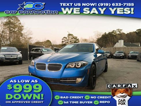 Used 2011 BMW 528i Sedan image 1