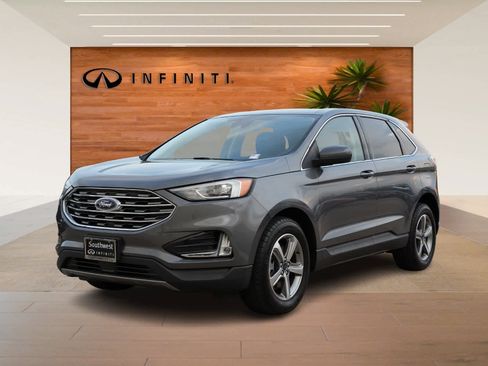 Used 2022 Ford Edge SEL w/ Convenience Package image 1