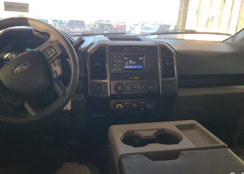 Used 2017 Ford F150 XLT AWD/4WD image 8