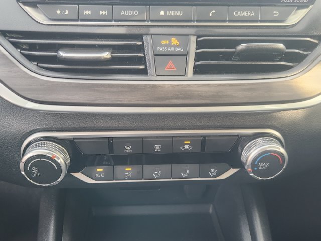 Used 2025 Nissan Altima 2.5 SV FWD image 19