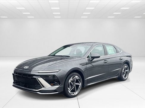 New 2026 Hyundai Sonata SEL image 3
