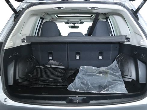 Used 2024 Subaru Forester Premium AWD/4WD image 34