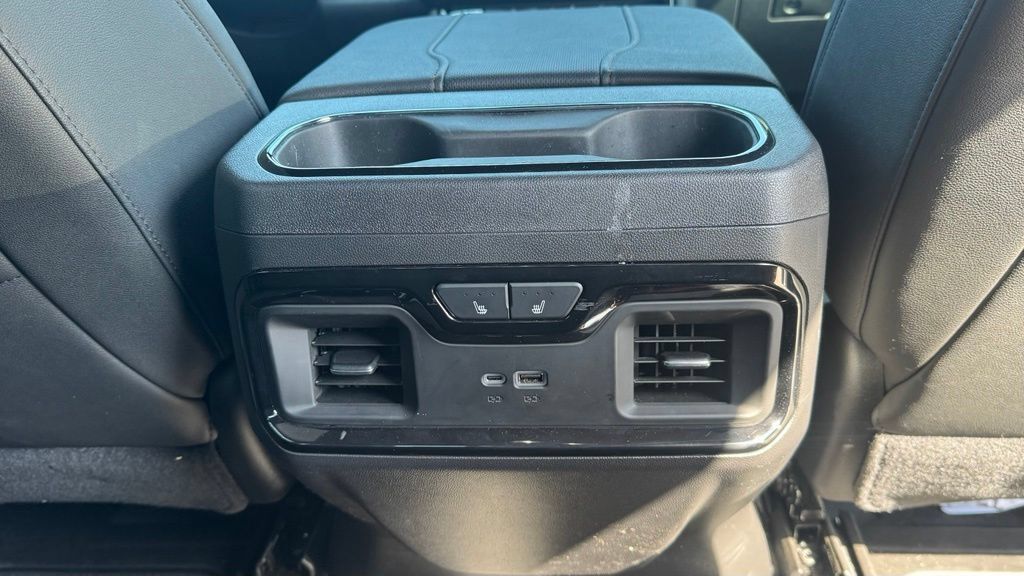 Used 2026 GMC Sierra 1500 AT4 w/ AT4 Premium Package AWD/4WD image 12