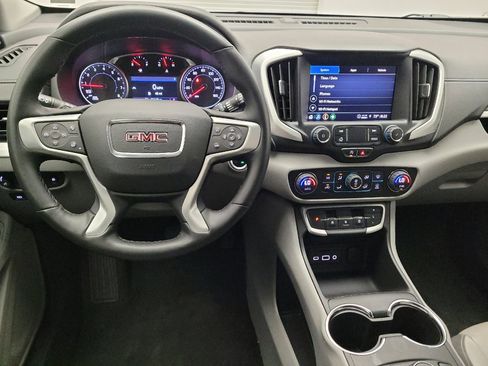Used 2024 GMC Terrain SLT FWD image 22