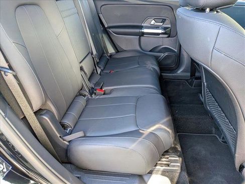 Certified 2025 Mercedes-Benz GLB 250 image 19