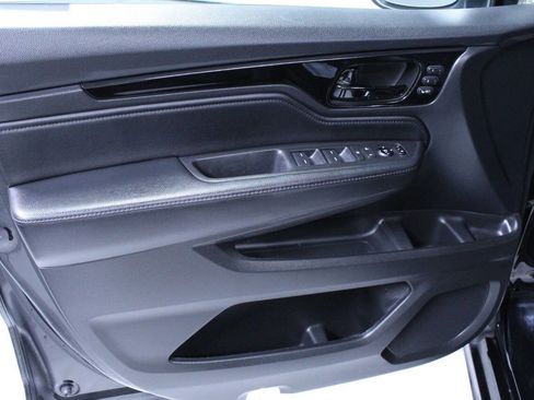 Used 2021 Honda Odyssey Touring image 14