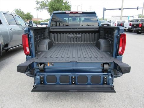 New 2026 GMC Sierra 1500 Denali w/ Denali Reserve Package image 6