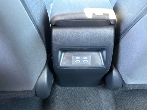 Used 2024 Toyota Corolla LE FWD image 14
