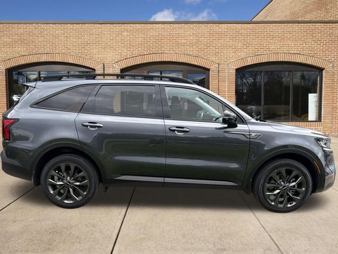 Used 2023 Kia Sorento X-Line EX AWD/4WD image 2