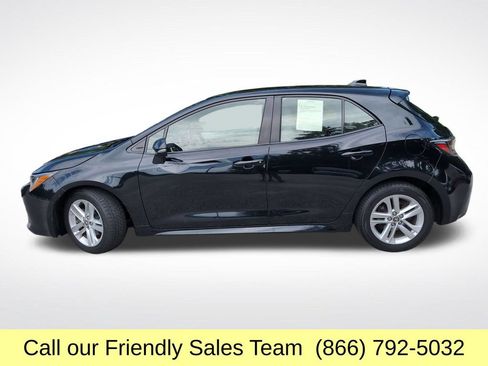 Used 2020 Toyota Corolla SE FWD image 2
