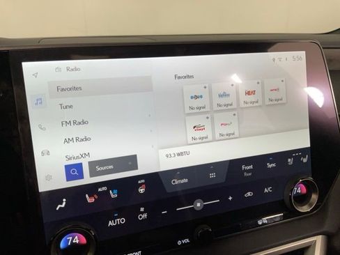 Used 2024 Lexus RX 450h AWD w/ Luxury Package image 10