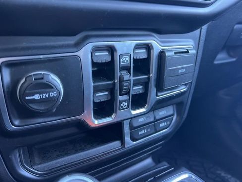 Used 2023 Jeep Wrangler Unlimited Sahara w/ Cold Weather Group image 30