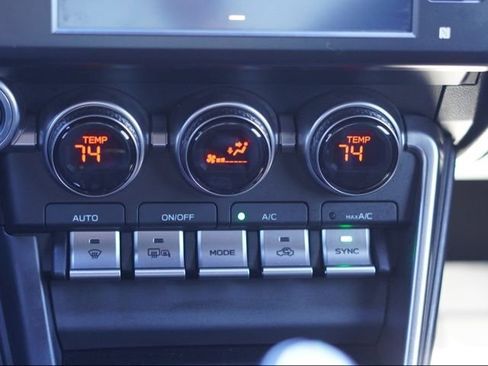 Used 2023 Toyota GR86 Premium w/ ALL Weather Mat Package (TMS) image 24