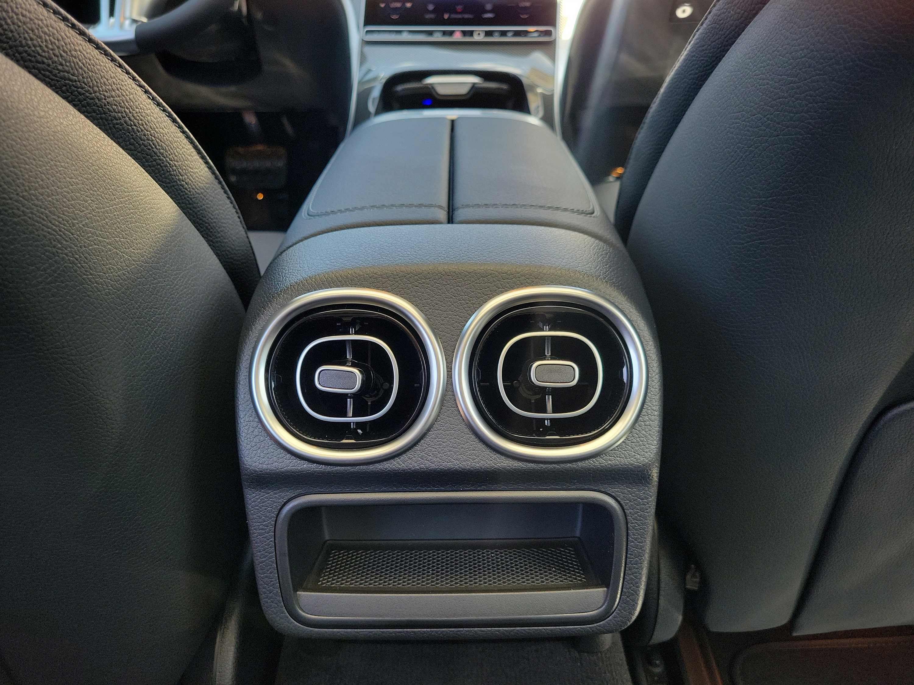 Certified 2026 Mercedes-Benz C 300 Sedan image 11