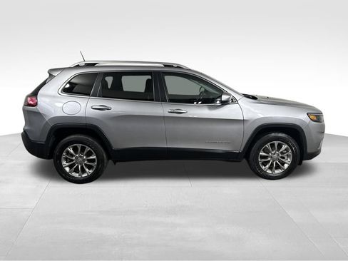 Used 2021 Jeep Cherokee Latitude Lux image 11