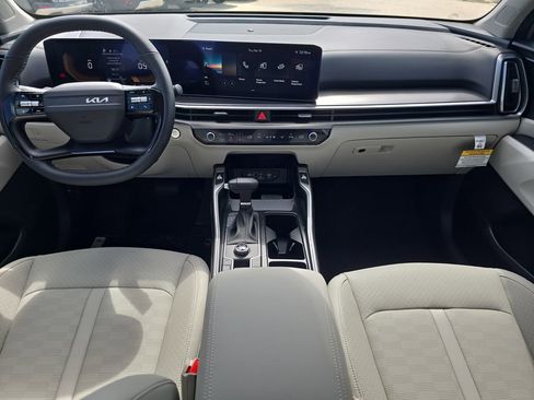 New 2026 Kia Sorento S FWD image 12
