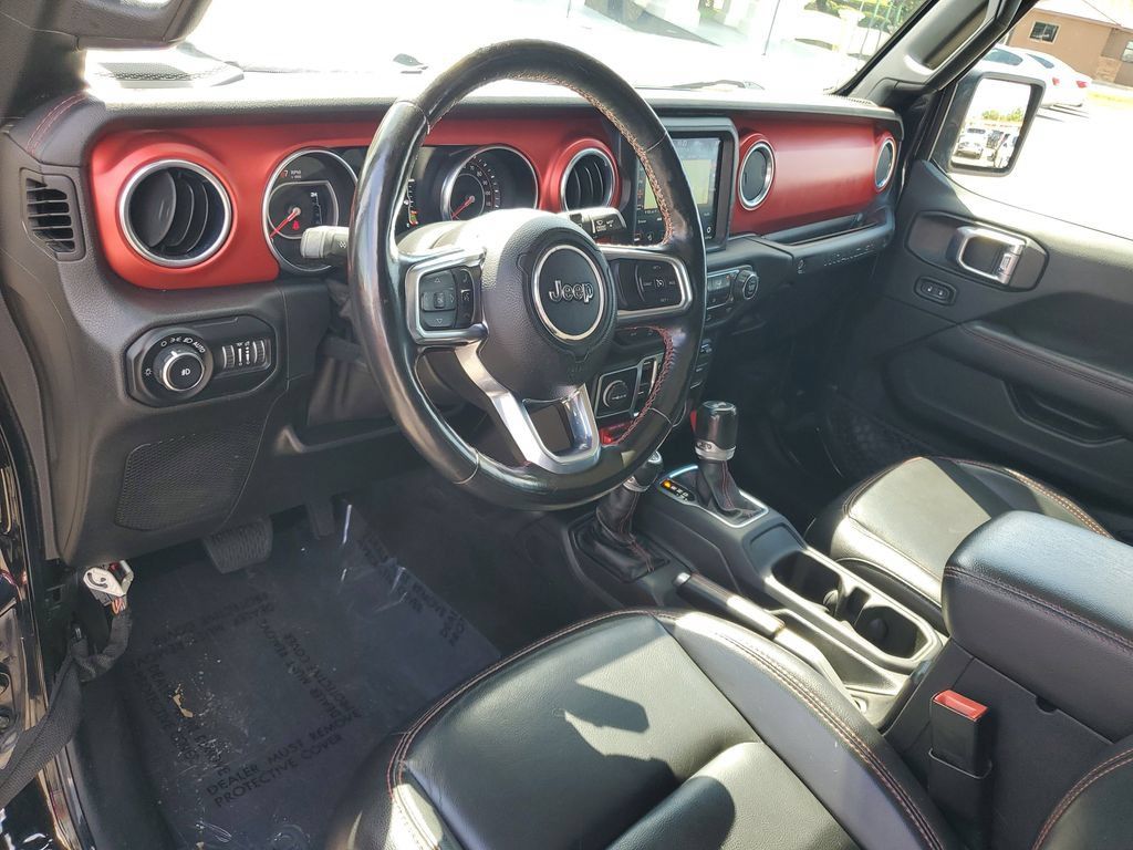 Used 2021 Jeep Wrangler Unlimited Rubicon w/ Uconnect 4C Nav & Sound Group AWD/4WD image 6