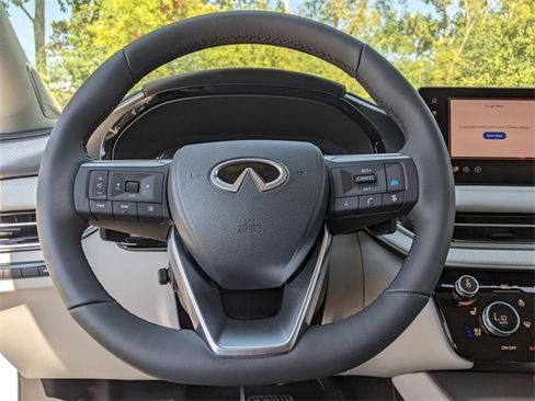 New 2026 INFINITI QX60 Luxe w/ Cargo Package image 18