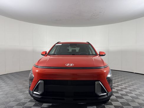 Used 2025 Hyundai Kona SEL AWD/4WD image 6