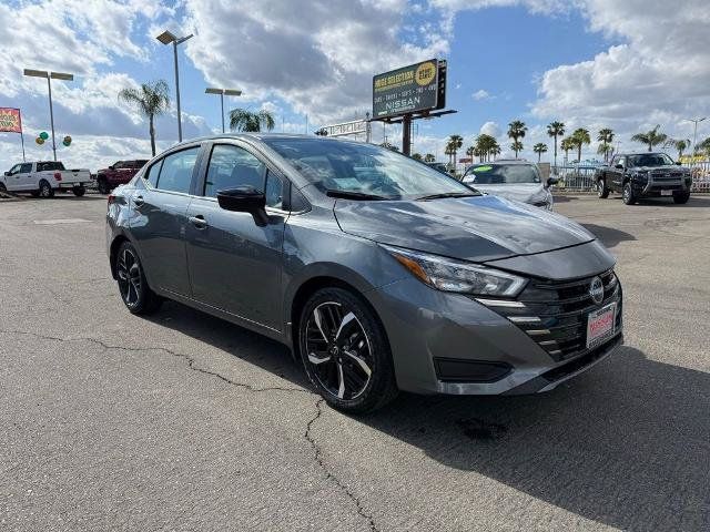 New 2025 Nissan Versa SR w/ Trunk Package FWD 360° Tour