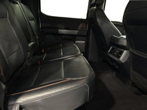 Used 2025 Ford F350 Lariat w/ Lariat Ultimate Package AWD/4WD image 17