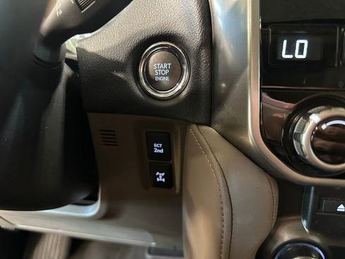 Used 2023 Lexus GX 460 Premium image 24