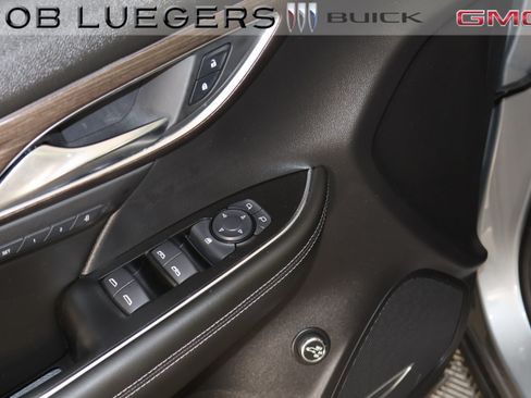 Certified 2023 Buick Envision Avenir AWD/4WD image 6