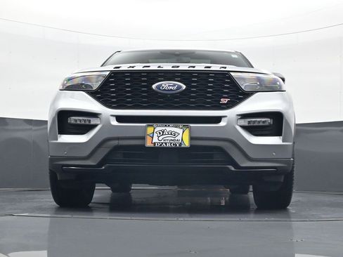 Used 2022 Ford Explorer ST w/ Equipment Group 401A AWD/4WD image 23
