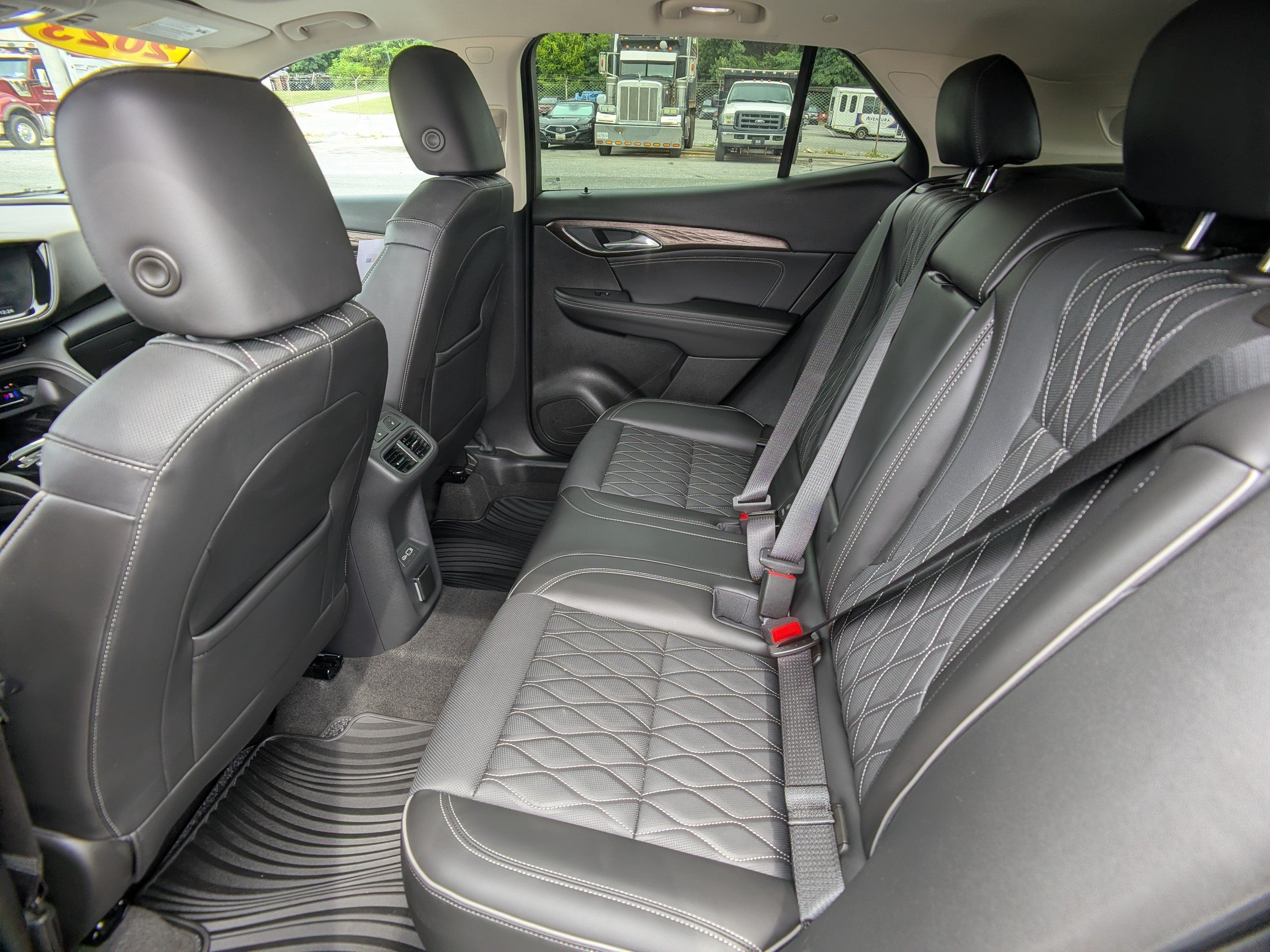 Certified 2023 Buick Envision Avenir AWD/4WD image 14