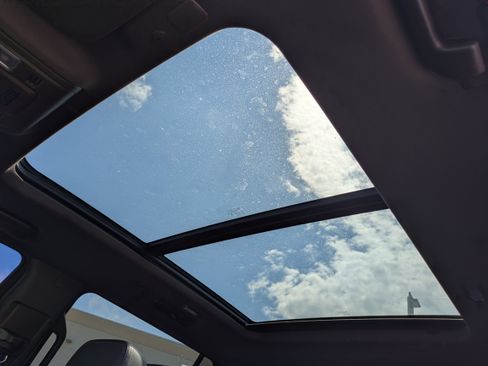 Certified 2023 GMC Yukon XL Denali image 23