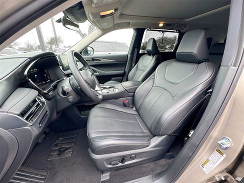 Used 2026 INFINITI QX60 Luxe w/ Cargo Package image 23