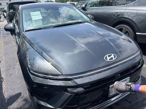 Used 2024 Hyundai Sonata Limited FWD image 1