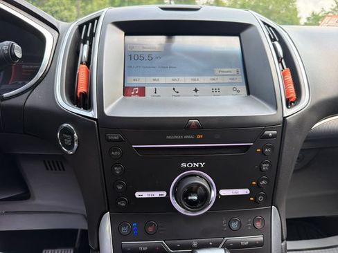 Used 2016 Ford Edge Titanium w/ Equipment Group 301A AWD/4WD image 20