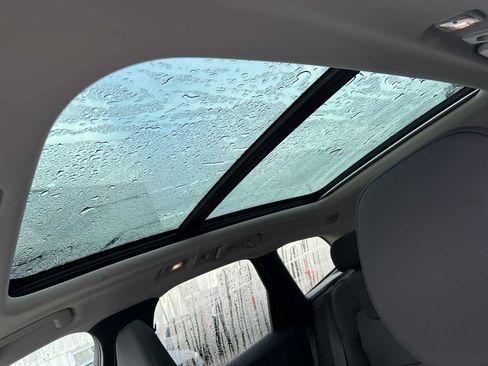 New 2026 Volvo XC60 B5 Core w/ Climate Package image 22