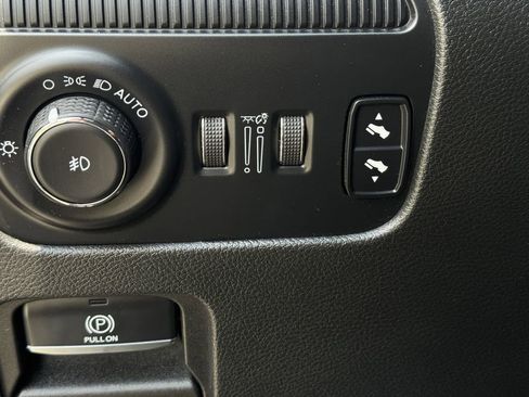 Used 2022 Jeep Wagoneer Series I w/ Premium Group I RWD image 20