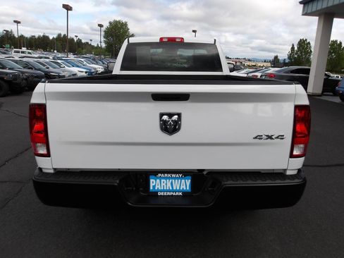 Used 2022 RAM 1500 Tradesman w/ Power & Remote Entry Group AWD/4WD image 4