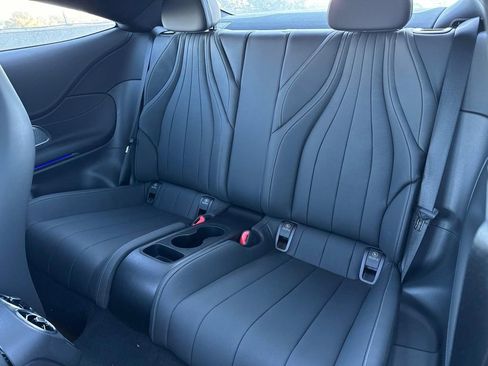 Used 2024 Mercedes-Benz CLE 300 4MATIC Coupe image 7