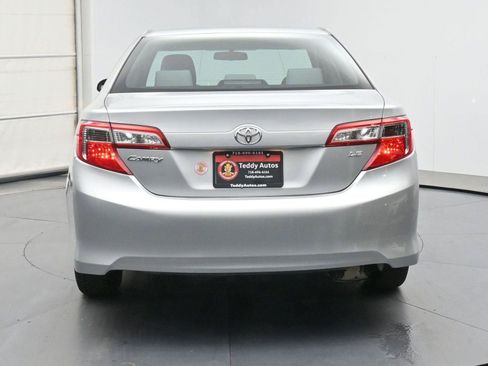 Used 2014 Toyota Camry LE FWD image 22