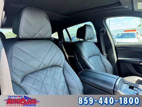 Used 2025 BMW X6 xDrive40i AWD/4WD image 48