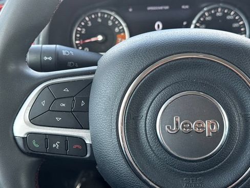 Certified 2023 Jeep Renegade Trailhawk AWD/4WD image 24