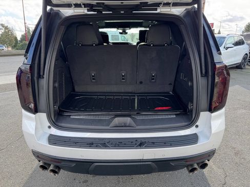 Used 2021 GMC Yukon Denali w/ Denali Premium Package image 5