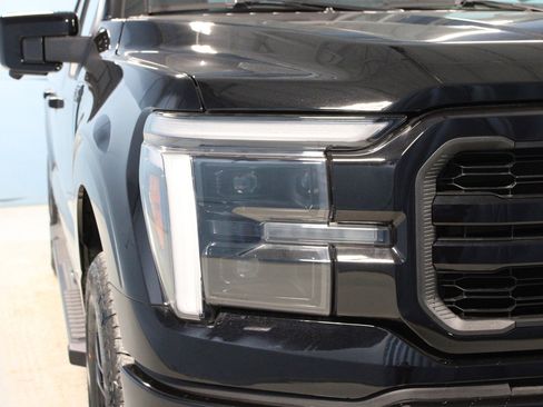 New 2025 Ford F150 Lariat w/ Equipment Group 502A High image 37