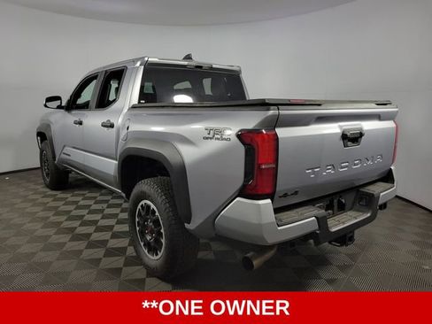 Used 2025 Toyota Tacoma TRD Off-Road image 6
