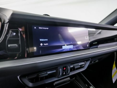 Certified 2026 Porsche Cayenne Coupe AWD/4WD image 18