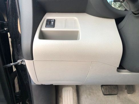 Used 2012 Toyota RAV4 4WD w/ Upgrade Value Pkg image 15